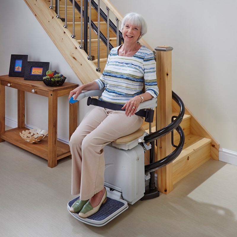 curved stairlift